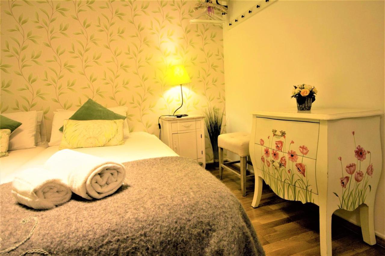 Sweet Liberdade Guesthouse close to Avenida Liberdade 3* Lisboa